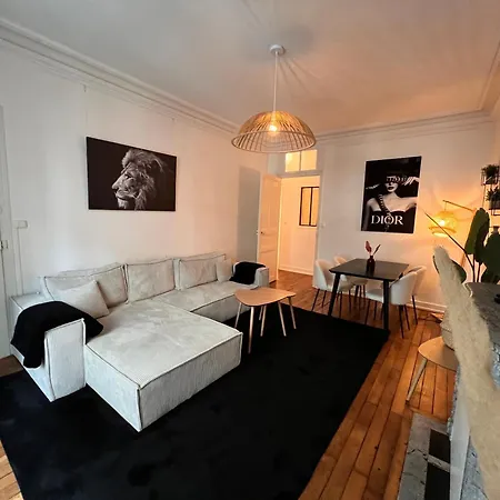 Charme et confort au coeur d'Angers *